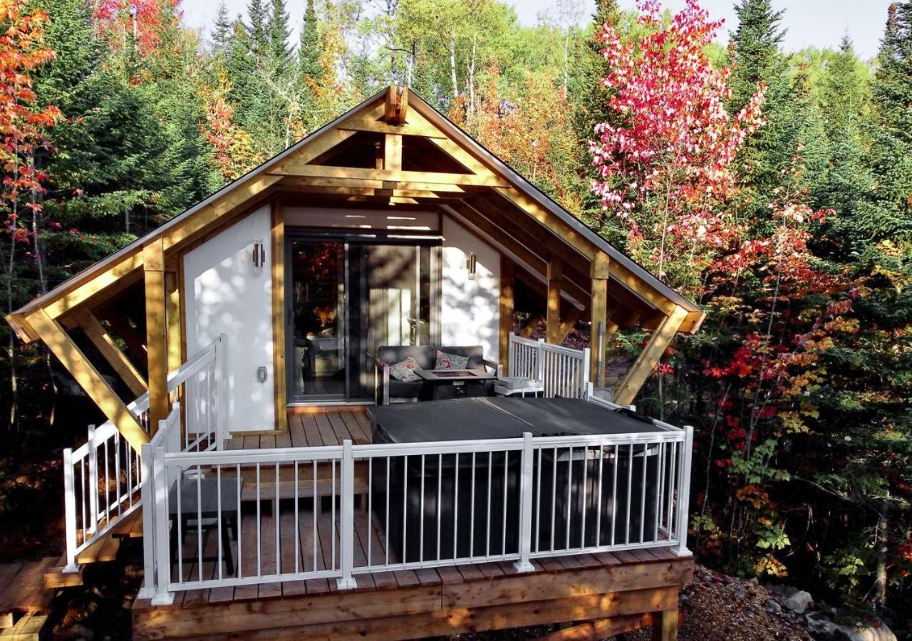 Luxury tent Momentom Refuges Nature Petite-Riviere-Saint-Francois